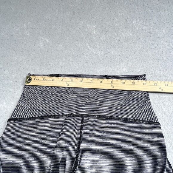 Lululemon Womens Leggings SZ 6 Gray Striped Leggings Pull On Logo Walking Casual - Picture 5 of 13